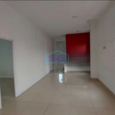 Disewakan Ruko 3 Lantai Luas Bangunan 650 m² di Cengkareng Jakarta Barat-2