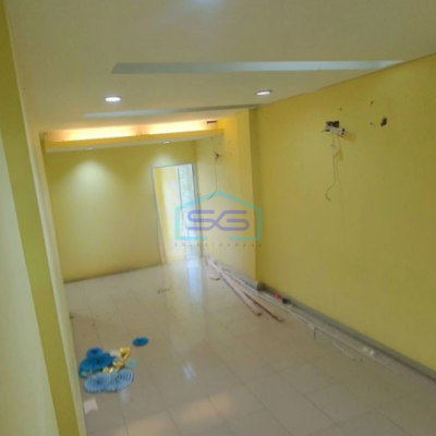 Disewakan Ruko Luas Bangunan 160 m² di Jalan Raya Pluit Jakarta Utara