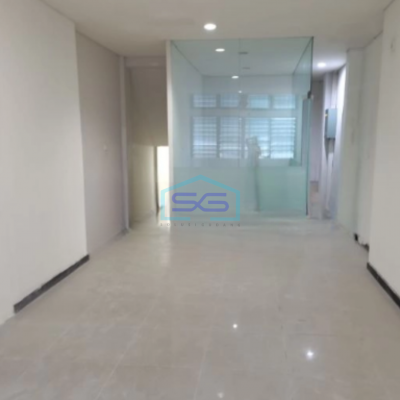 Disewakan Ruko 3 Lantai Luas Bangunan 180 m² di Tambora Jakarta Barat-3