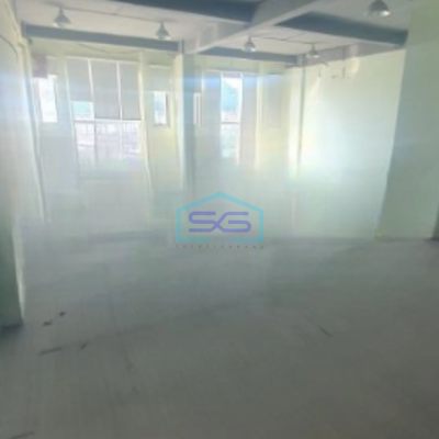 Disewakan Ruko Luas Bangunan  720 m² di Pluit Jakarta Utara