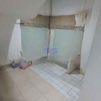 Disewakan Ruko Luas Bangunan 250 m² di Pluit Jakarta Utara