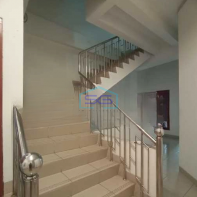 Disewakan Ruko di Tamansari Jakarta Barat Luas Bangunan 390 m²-2