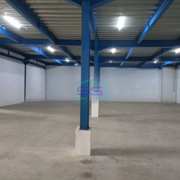 Disewakan Gudang Luas Bangunan  600 m² Ada Kantor di Cengkareng Jakarta Barat-4