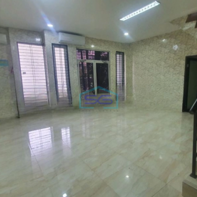 Disewakan Gudang Ada Kantor Luas Bangunan 2500 m² di Cengkareng Jakarta Barat-4