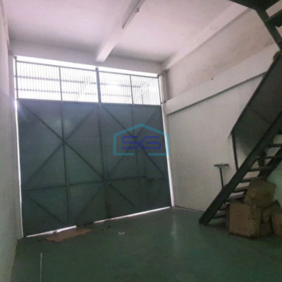 Disewakan Gudang Ada Kantor Luas Bangunan 2500 m² di Cengkareng Jakarta Barat-2