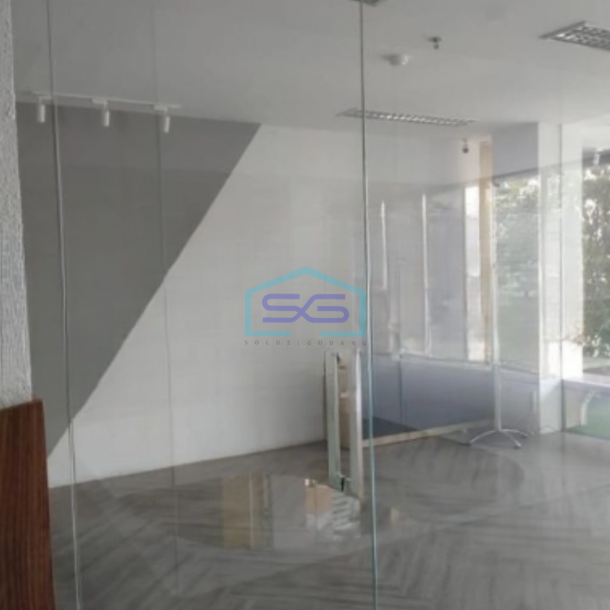 Disewakan Kantor di Pluit Jakarta Utara Luas Bangunan  450 m²-2