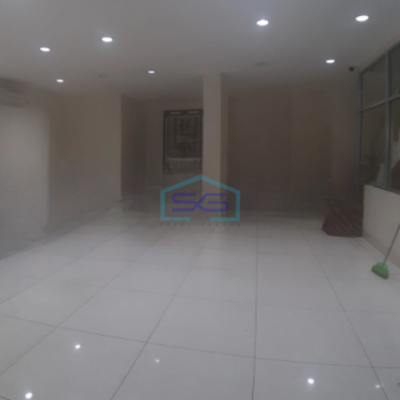 Disewakan Ruko Luas Bangunan 600 m² di Jembatan Tiga Jakarta Utara