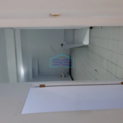 Disewakan Ruko Siap Pakai Luas Bangunan  200 m² di Teluk Gong Jakarta Utara