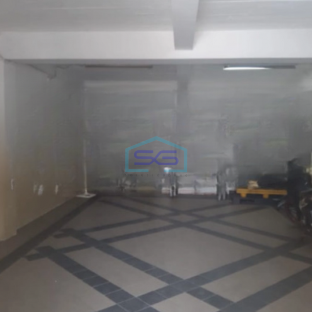 Disewakan Ruko Depan Jalan Raya Teluk Gong Jakarta Barat Luas Bangunan  150 m²-2