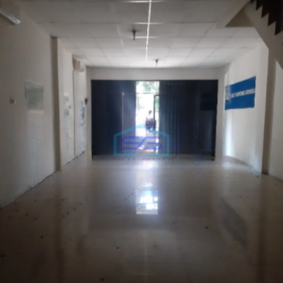 Disewakan Ruko Siap Pakai Luas Bangunan 250 m² di Jembatan Tiga Jakarta Utara