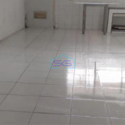 Disewakan Ruko Siap Pakai Luas Bangunan  240 m² di Teluk Gong Jakarta Utara