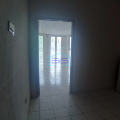 Disewakan Ruko Siap Pakai Luas Bangunan 256 m² di Bandengan Jakarta Utara