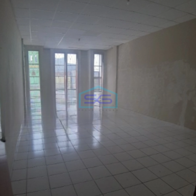 Disewakan Ruko Siap Pakai Luas Bangunan 256 m² di Bandengan Jakarta Utara