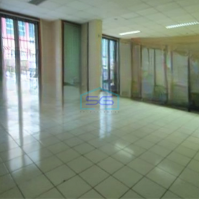 Disewakan Ruko Siap Pakai Luas Bangunan  450 m² di Pluit Jakarta Utara