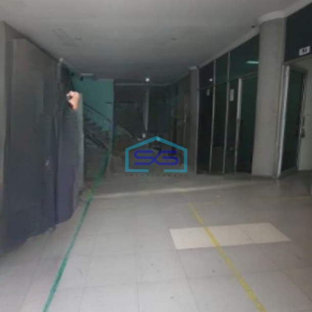 Disewakan Ruko Luas Bangunan  1000 m² di Pluit Jakarta Utara-2