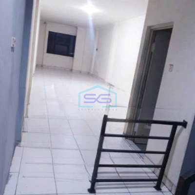 Disewakan Ruko di Tepi Jalan Raya Teluk Gong Jakarta Utara Luas Bangunan  360 m²