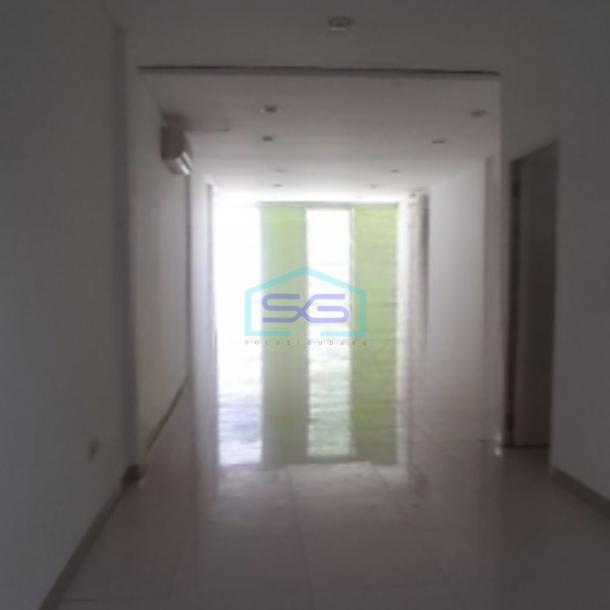 Disewakan Ruko Luas Bangunan  260 m² di Pluit Jakarta Utara-3