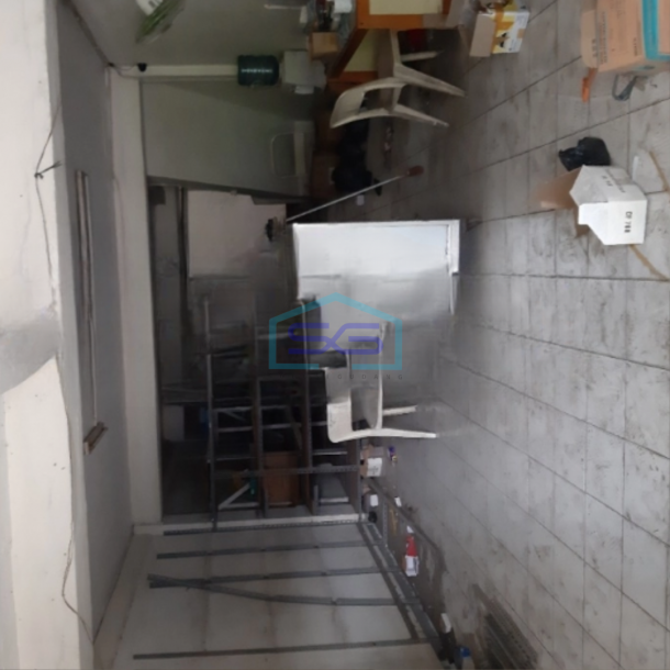 Disewakan Ruko Luas Bangunan  212 m² di Teluk Gong Jakarta Utara di Pinggir Jalan Raya-1