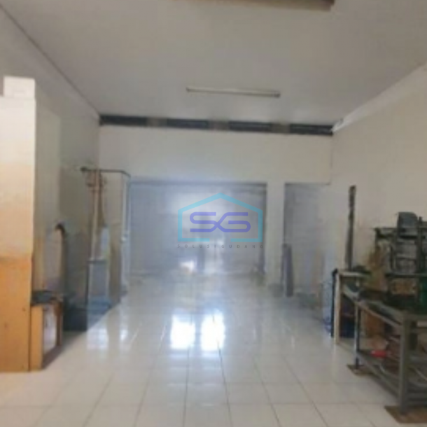 Disewakan Ruko Luas Bangunan  240 m² di Bandengan Jakarta Utara-2