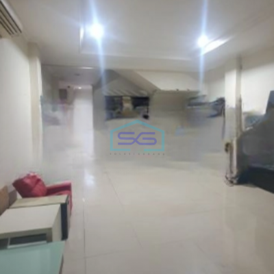 Disewakan Ruko Luas Bangunan  300 m² di Muara Karang Jakarta Utara