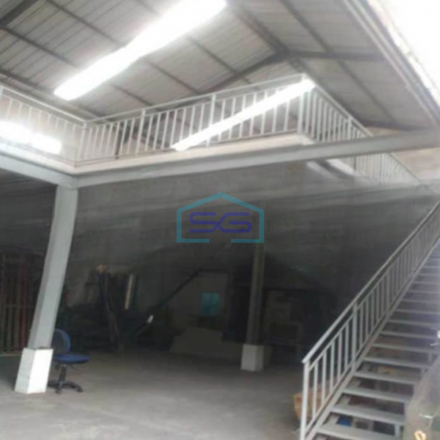 Disewakan Gudang Luas Bangunan   600 m² di Kapuk Kamal Jakarta Barat-3