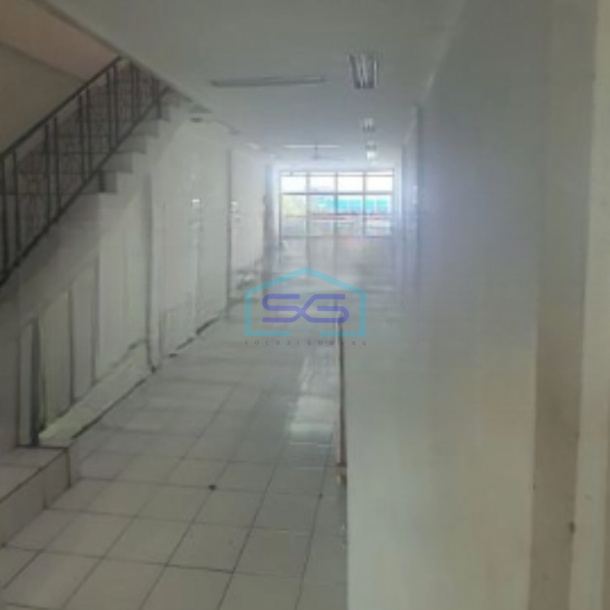 Dijual Ruko Siap Pakai Luas Bangunan   350 m² di Bandengan Jakarta Utara-1