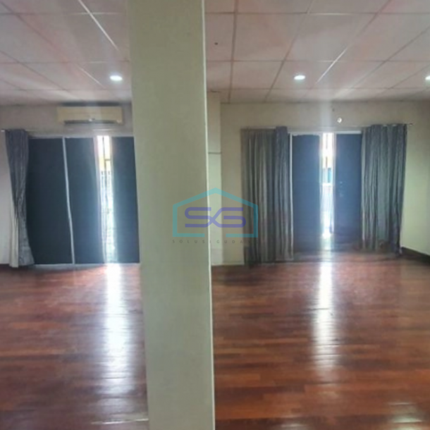 Dijual Cepat Ruko di Penjaringan Jakarta Utara Luas Bangunan  500 m²-2