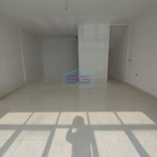 Dijual Ruko 3 Lantai Luas Bangunan   360 m² di Muara Karang Jakarta Utara-1