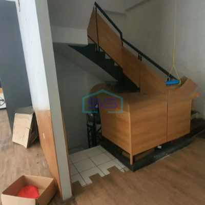 Disewakan Ruko Luas Bangunan   500 m² di Grogol Jakarta Barat