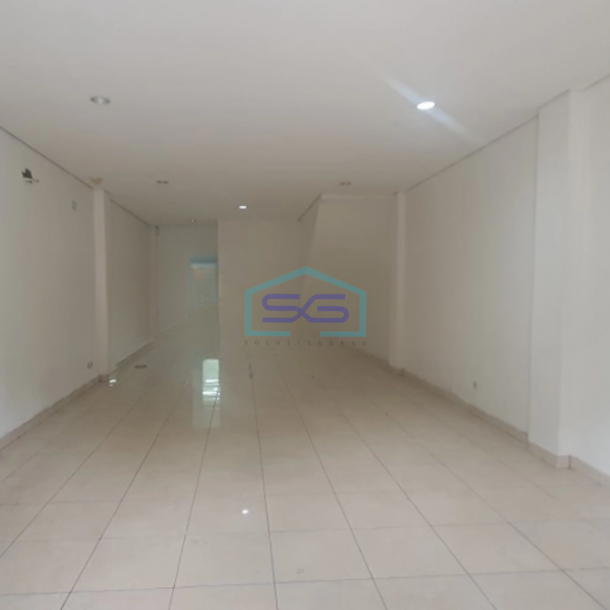 Disewakan Ruko 3 Lantai Parkir Luas Lokasi Pluit Jakarta Utara-3