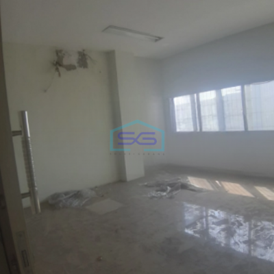 Disewakan Ruko di Tepi Jalan Raya Bandengan Jakarta Utara