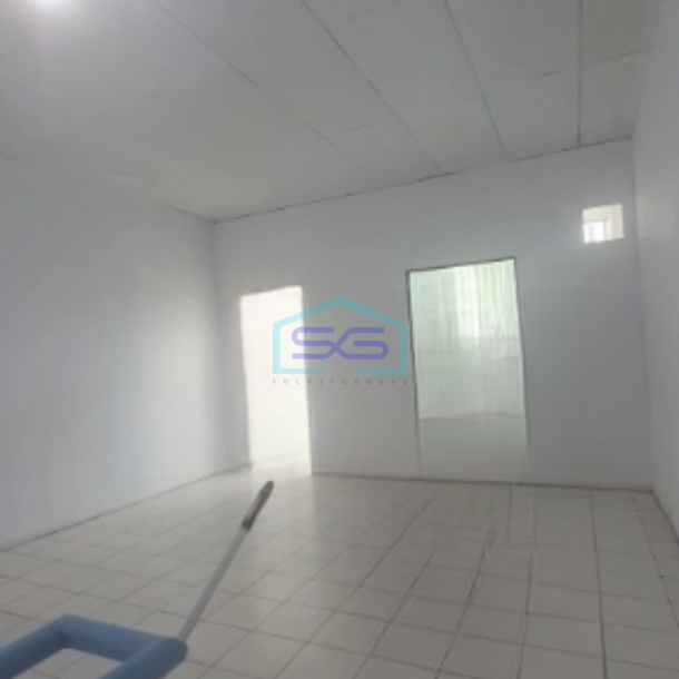 Dijual Ruko 3 Lantai Luas Bangunan  200 m² di Penjaringan Jakarta Utara-2