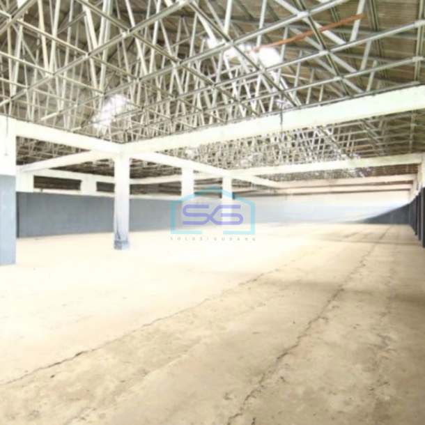 Disewakan Gudang Ada Loading Dock Akses Container 40 Feet Luas Bangunan 5000 m² Lokasi Cileungsi Bogor-1