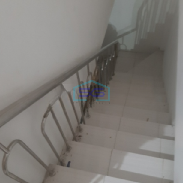 Dijual Ruko Luas Bangunan  200 m² Lokasi di Teluk Gong Jakarta Utara-2