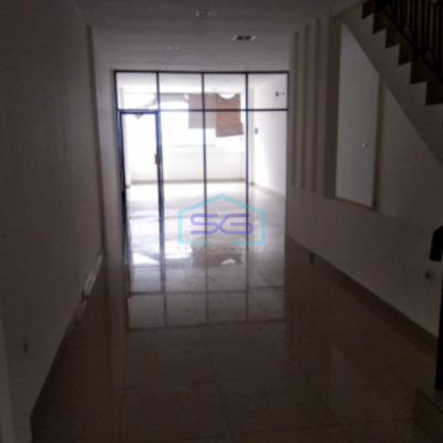 Dijual Ruko Luas Bangunan  240 m² Lokasi di Pluit Jakarta Utara