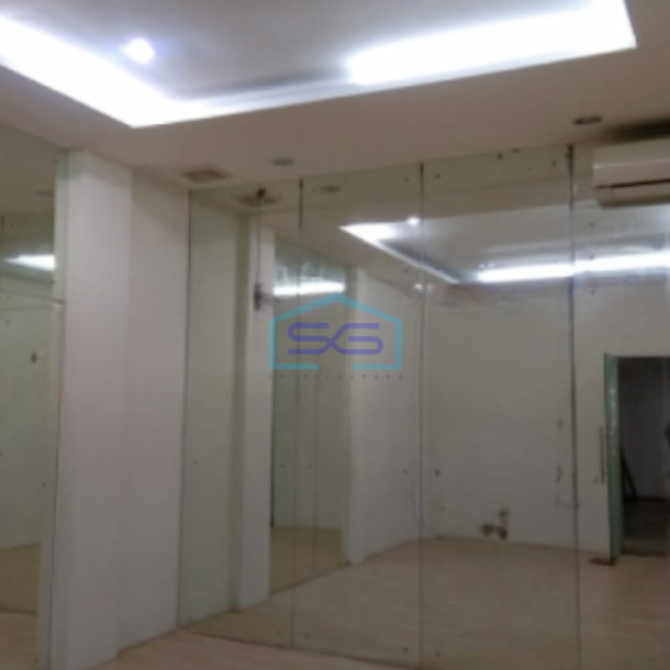 Dijual Ruko Luas Bangunan  240 m² Lokasi di Pluit Jakarta Utara-2