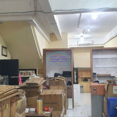 Dijual Ruko Luas Bangunan  220 m² Lokasi di Penjaringan Jakarta Utara