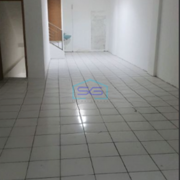 Dijual Ruko Luas Tanah  243 m² Lokasi Bebas Banjir di Pluit Jakarta Utara-2