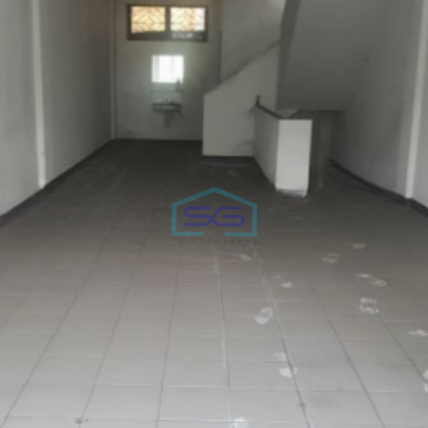 Dijual Ruko Luas Bangunan  300 m² Lokasi di Pluit Jakarta Utara  Kondisi Bagus-1