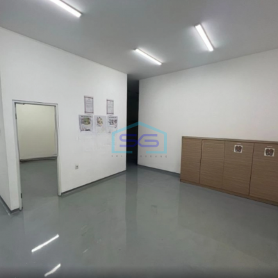 Dijual Gudang Luas Bangunan 1100 m² Lokasi di Tangerang Akses Container