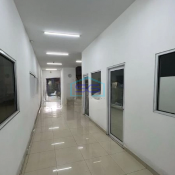 Dijual Gudang Luas Bangunan 1100 m² Lokasi di Tangerang Akses Container-3