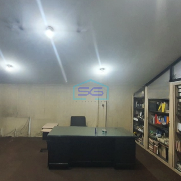 Disewakan Gudang Ada Kantor Luas Bangunan   1300 m² di Pluit Jakarta Utara-2