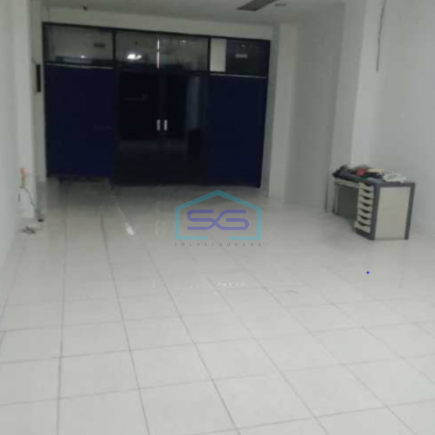 Disewakan Ruko Luas Bangunan 320 m² Lokasi di Cideng Jakarta Pusat-3