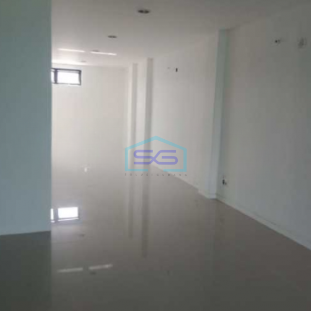 Disewakan Ruko Luas Bangunan 320 m² Lokasi di Cideng Jakarta Pusat-1