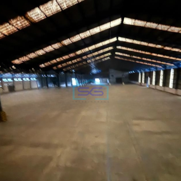 Disewakan Gudang Ada Kantor Luas Tanah  9720 m² Lokasi di Cikarang Bekasi-3