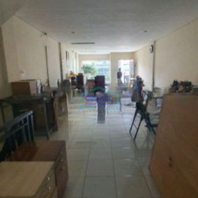 Disewakan Ruko Luas Tanah  165 m² Lokasi di Pluit Jakarta Utara