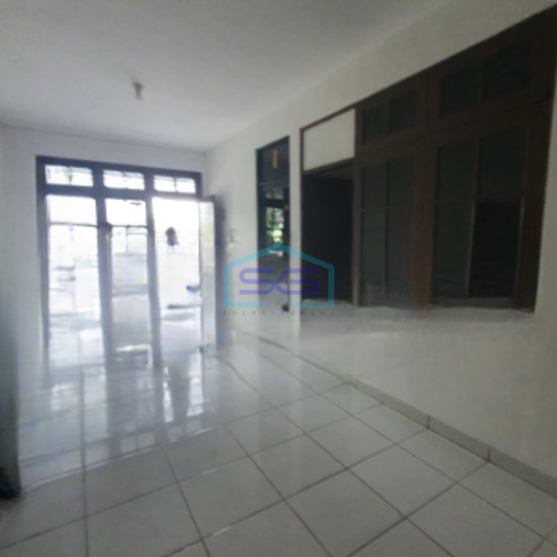 Dijual Ruko 2 Lantai Luas Bangunan  375 m² di Cengkareng Jakarta Barat-1