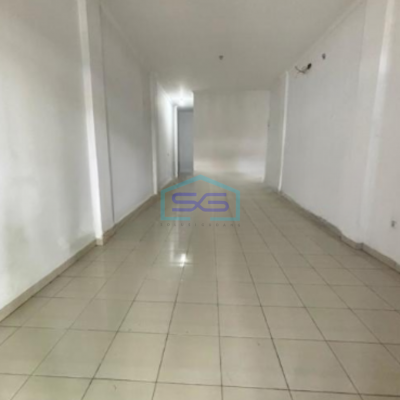Disewakan Ruko 3 Lantai Luas Bangunan  220 m² Lokasi di Grogol Jakarta Barat
