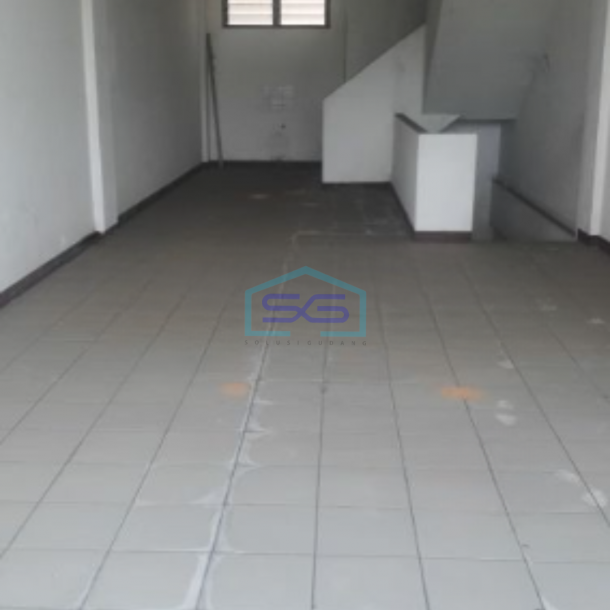 Disewakan Ruko Luas Bangunan  300 m² Lokasi di Pluit Jakarta Utara-2