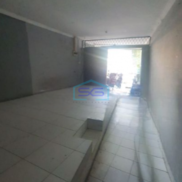 Disewakan Ruko 2 Lantai Luas Bangunan  150 m² di Penjaringan Jakarta Utara-2